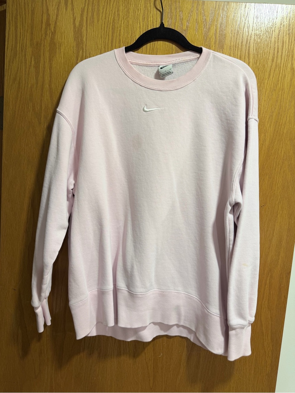 Nike Women's Light Pink Crewneck Sweatshirt
